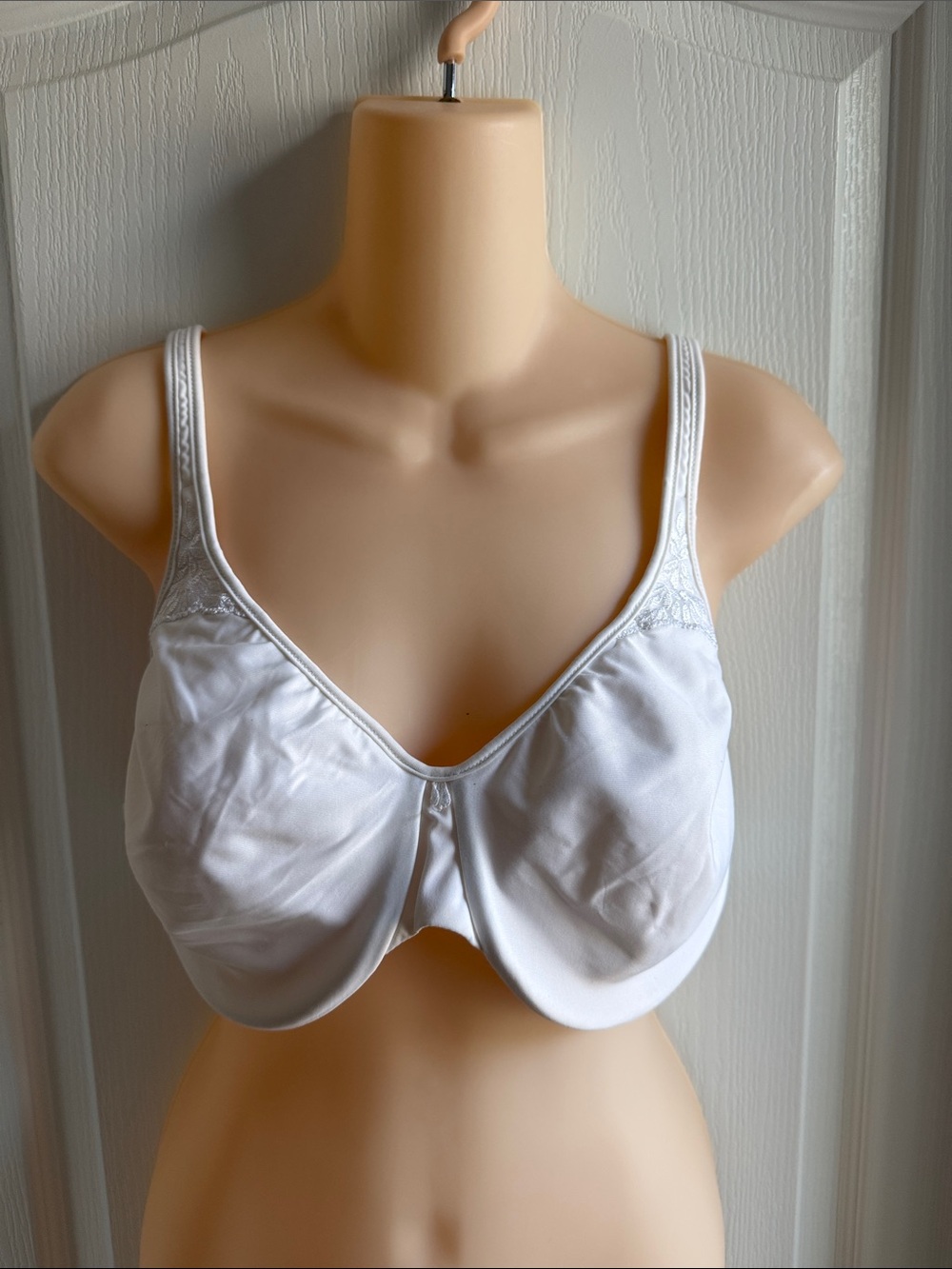 White Lace Bali Bra 40C